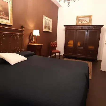 Palace فندق مبيت وإفطار 4*