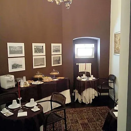 Palace Couette-café 4*
