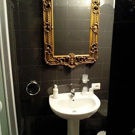 Palace 4*