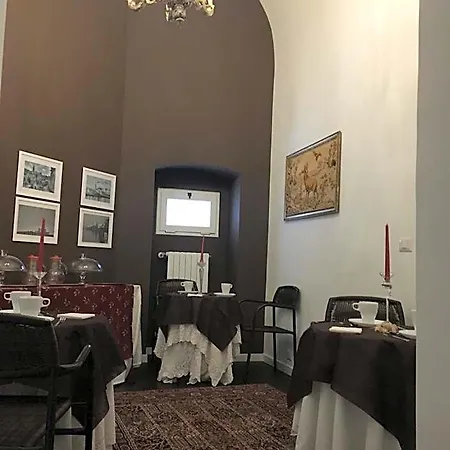 Couette-café Palace