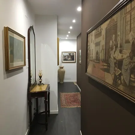 Palace 4*